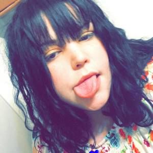 Meet your Posher, Jäcquelyn